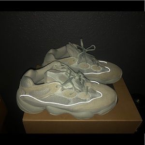 COPY - Yeezys! 🌟